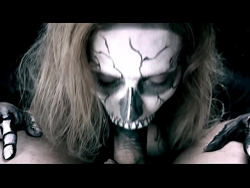 ❤️ Demon djevojka siše kurac svojim crnim ustima i guta spermu. ️ Seks video kod nas hr.hentai-menu.ru ❌